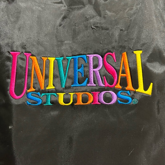 NWOT Beautiful and functional Large Universal Studios Tote Bag - Picture 3 of 5